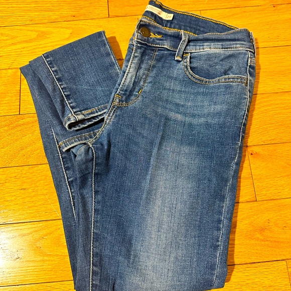 Levi’s 710 Super Skinny Mid Rise Waisted Black Jeans - Picture 1 of 4